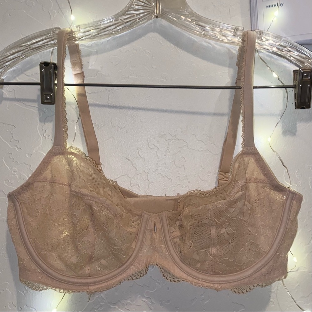 Victoria’s Secret Nude Body Unlined Demi Bra